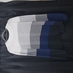 Democracy gray/blue XL sweater